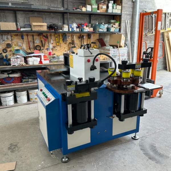 How to find a suitable busbar bending machine manufacturer?